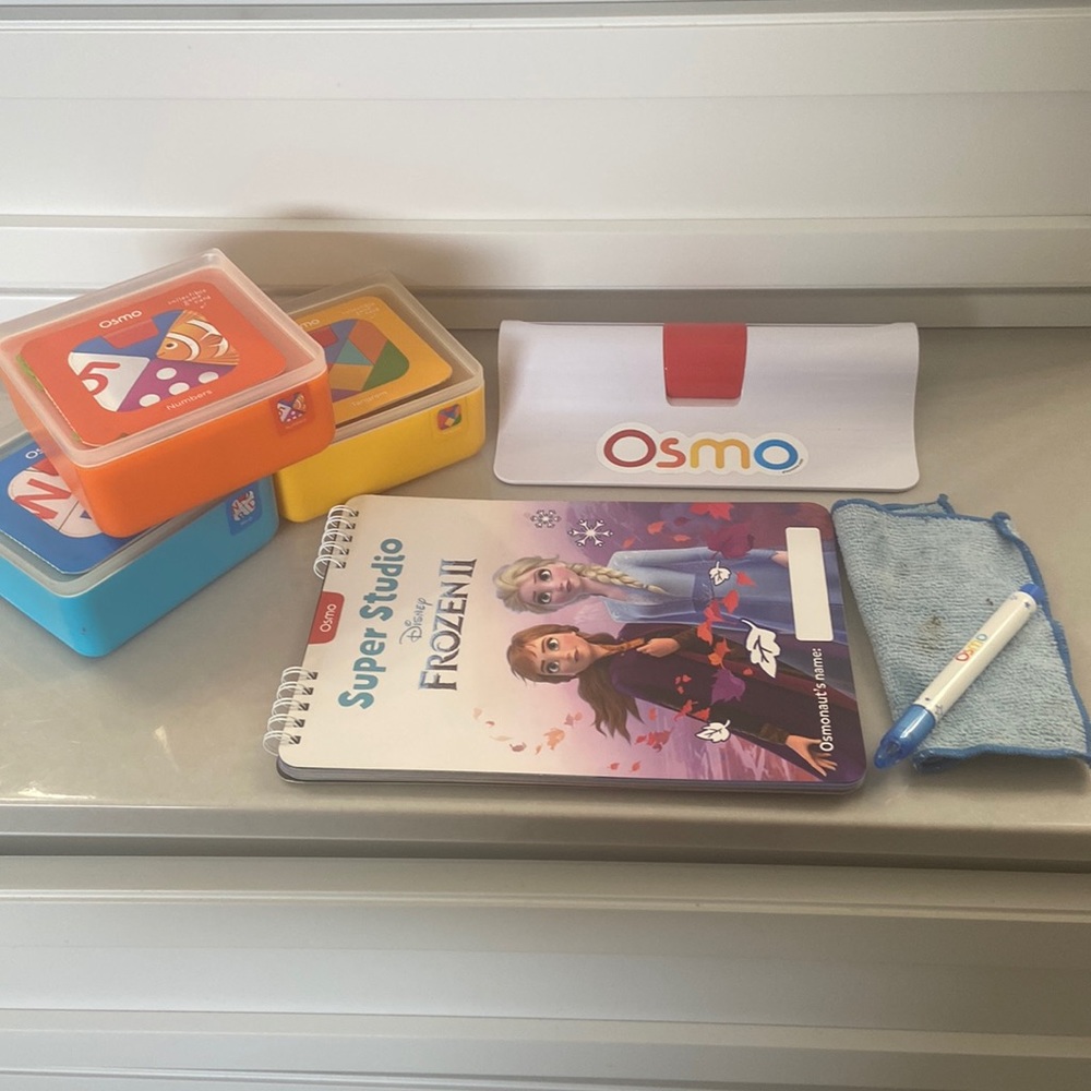 Osmo Games for iPad numbers words tangrams frozen super studio